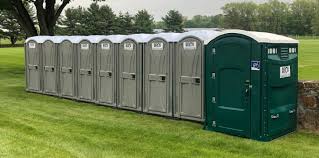 Best Portable Shower Rental  in Fraser, MI