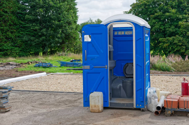 Best Deluxe Portable Toilet Rental  in Fraser, MI